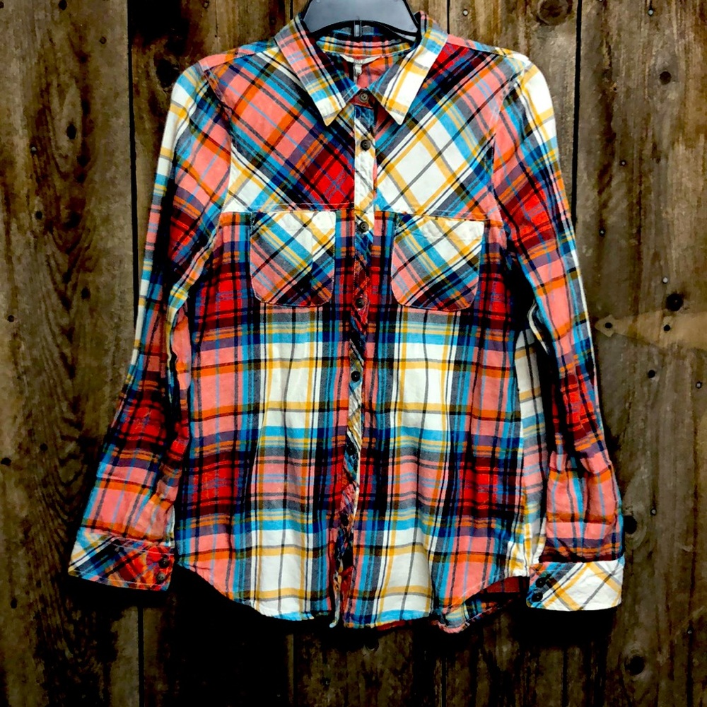 Medium Buckle Flannel